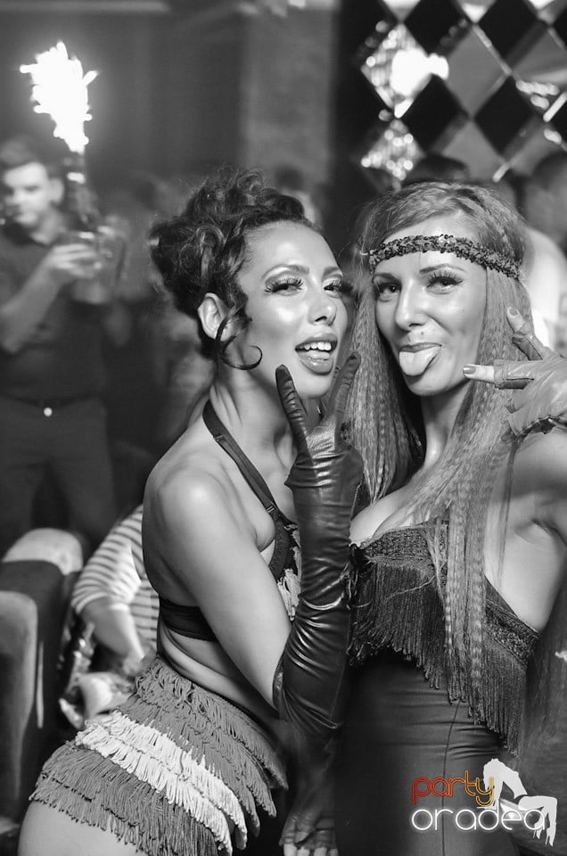 Summer Retro Night Fever Party, 