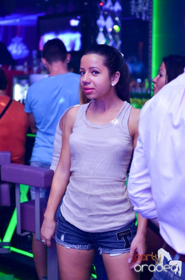 Summer Retro Night Fever @ The One,