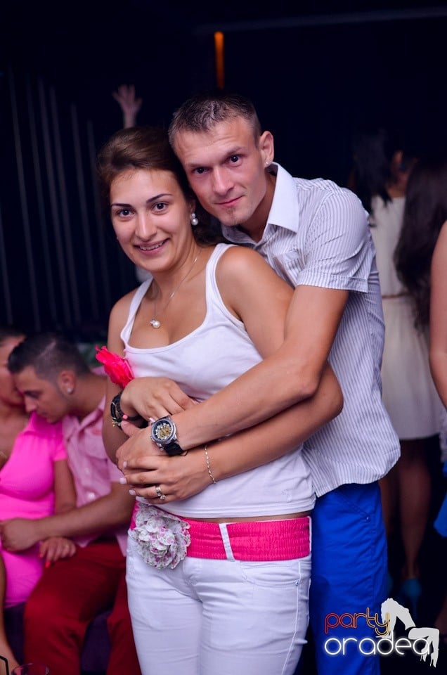 Summer Retro Night Fever @ The One,