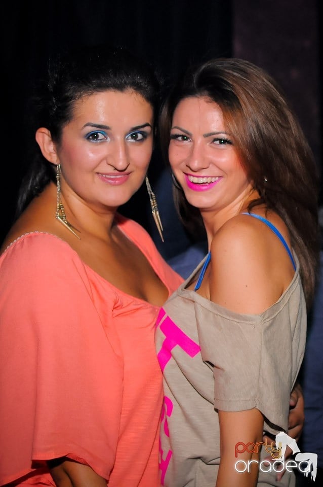 Summer Retro Night Fever @ The One, 