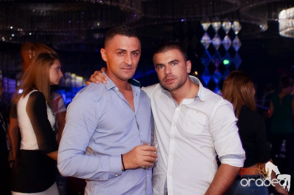 Summer Retro Night Fever, 