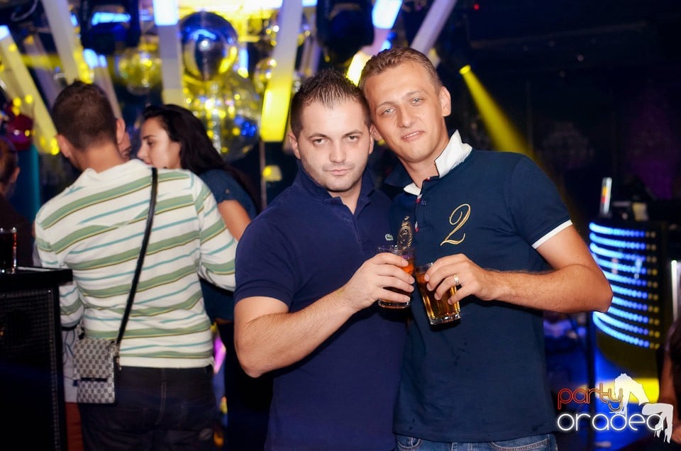 Summer Retro Night Fever, 