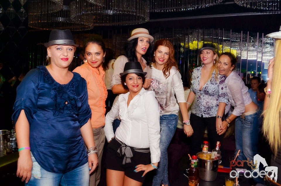 Summer Retro Night Fever, 