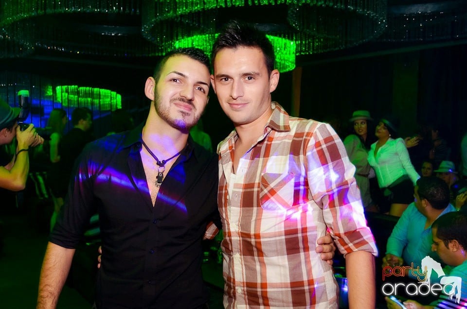 Summer Retro Night Fever, 