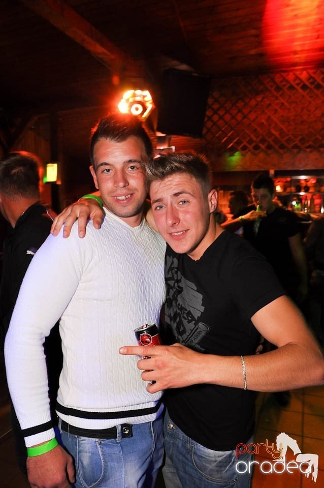 Sunshine Party în Disco Faház, 