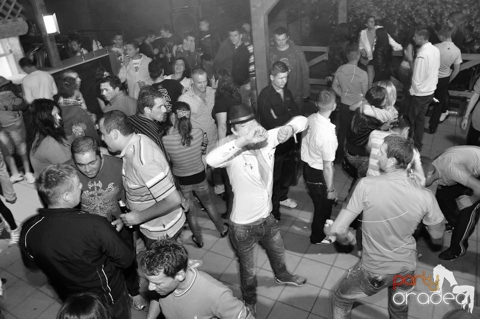 Sunshine Party în Disco Faház, 