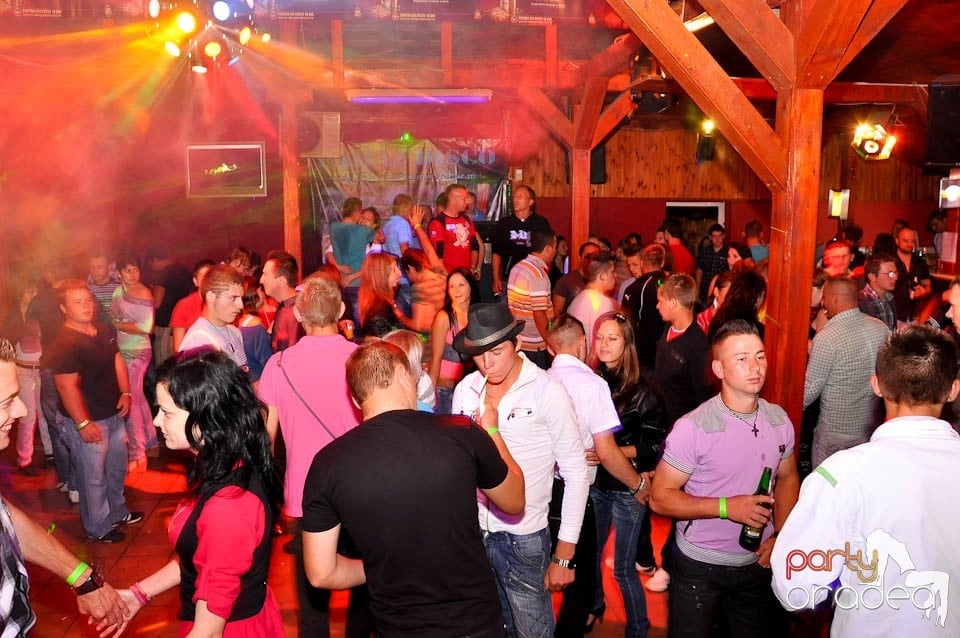 Sunshine Party în Disco Faház, 