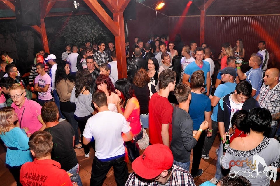 Sunshine Party în Disco Faház, 