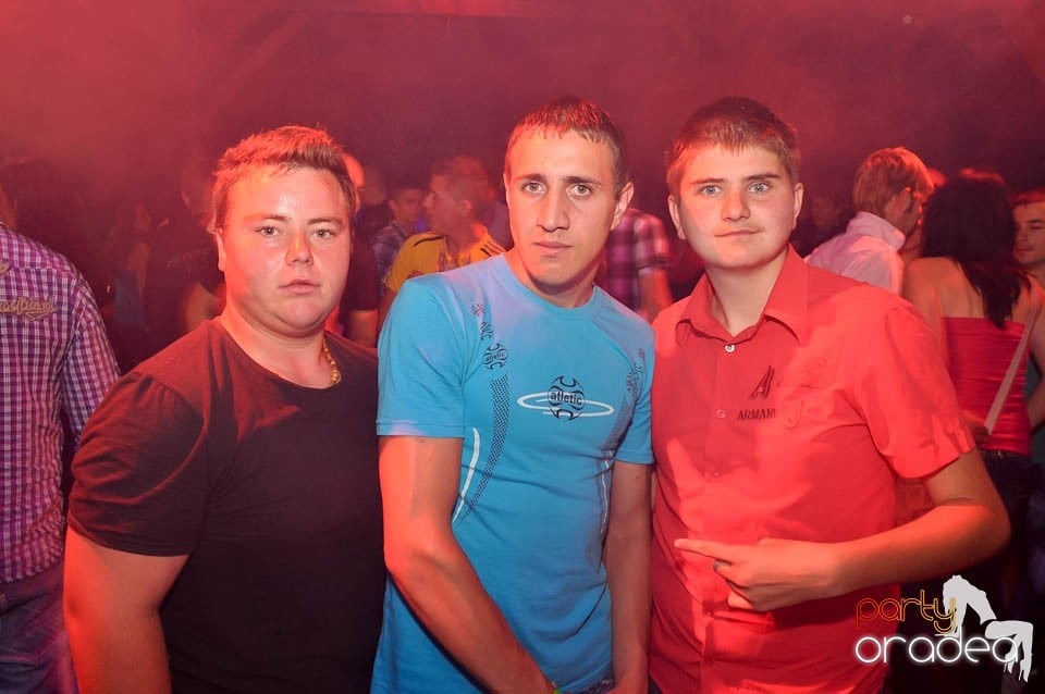 Sunshine Party în Disco Faház,