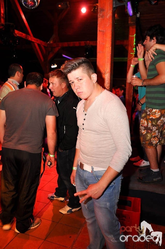 Sunshine Party în Disco Faház,