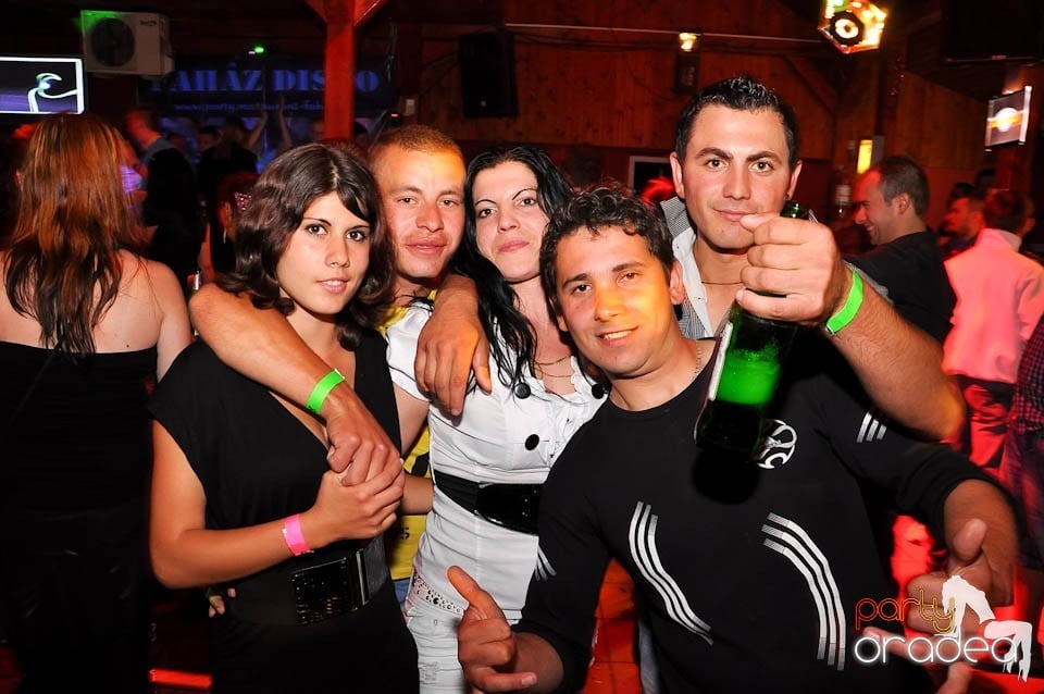 Sunshine Party în Disco Faház,