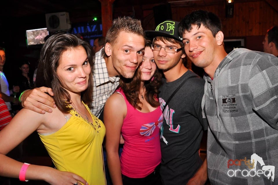Sunshine Party în Disco Faház,