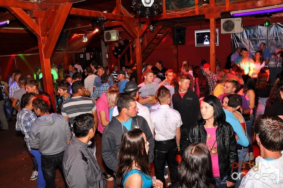 Sunshine Party în Disco Faház, 