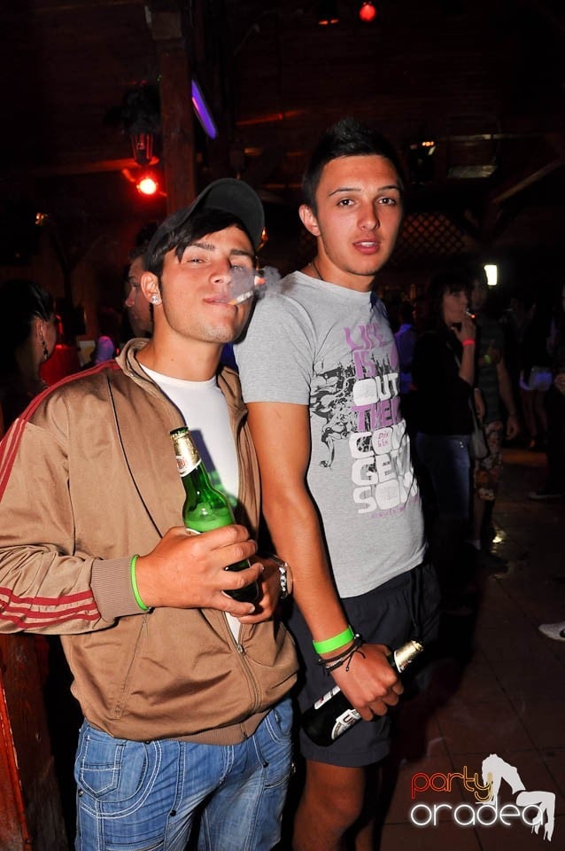 Sunshine Party în Disco Faház, 