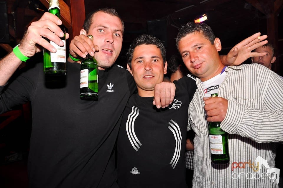 Sunshine Party în Disco Faház, 