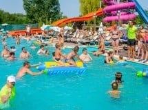 Super Distracţie la Piscină