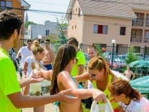 Super Distracţie la Piscină