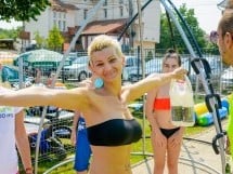 Super Distracţie la Piscină