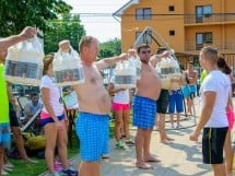 Super Distracţie la Piscină