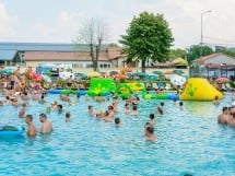 Super Distracţie la Piscină