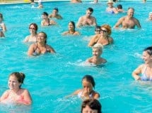 Super Distracţie la Piscină