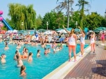 Super Distracţie la Piscină