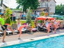 Super Distracţie la Piscină