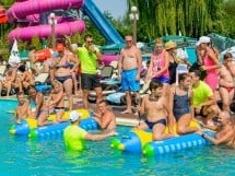 Super Distracţie la Piscină