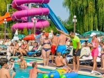 Super Distracţie la Piscină