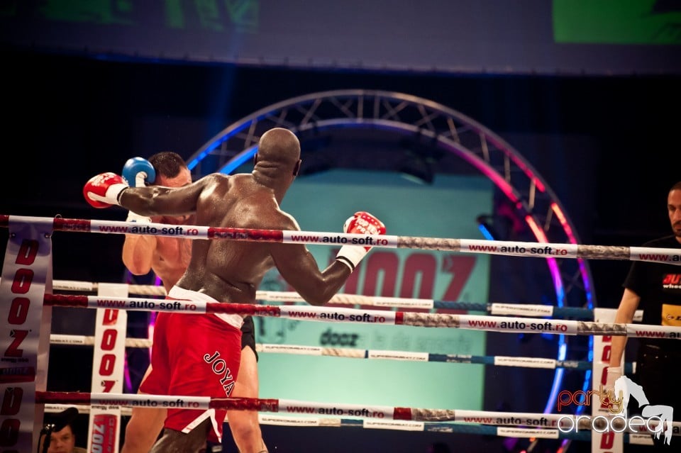 Super Kombat, Arena Antonio Alexe