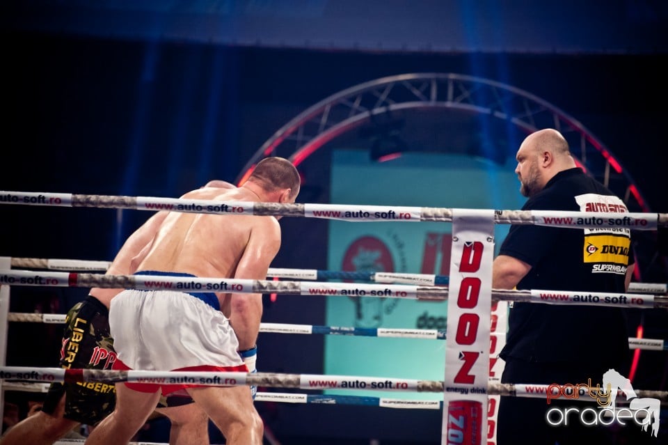 Super Kombat, Arena Antonio Alexe