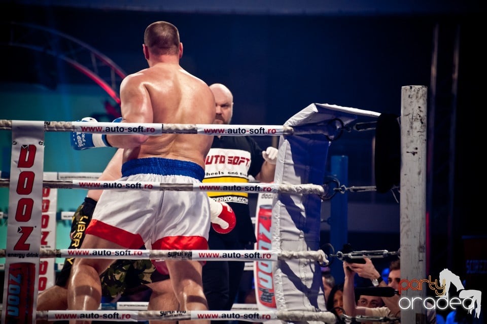 Super Kombat, Arena Antonio Alexe