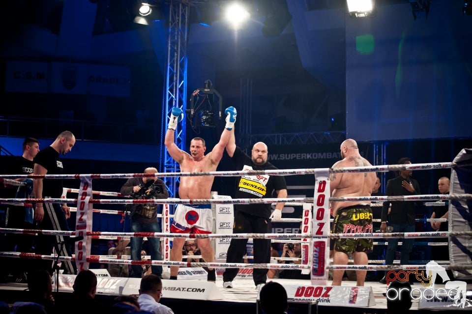 Super Kombat, Arena Antonio Alexe