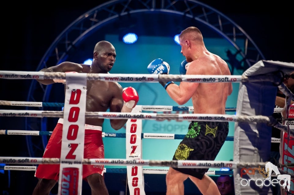 Super Kombat, Arena Antonio Alexe