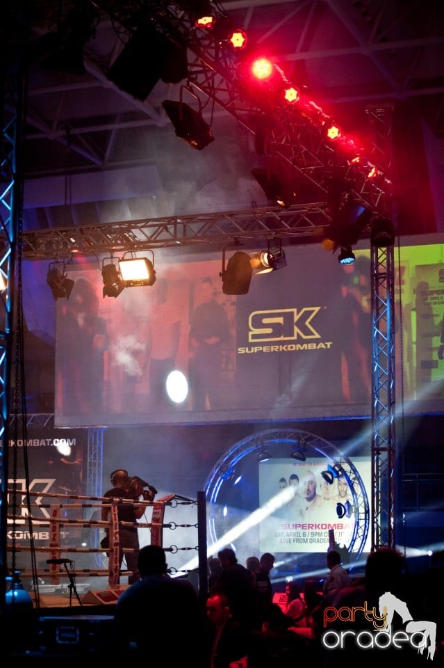 Super Kombat, Arena Antonio Alexe