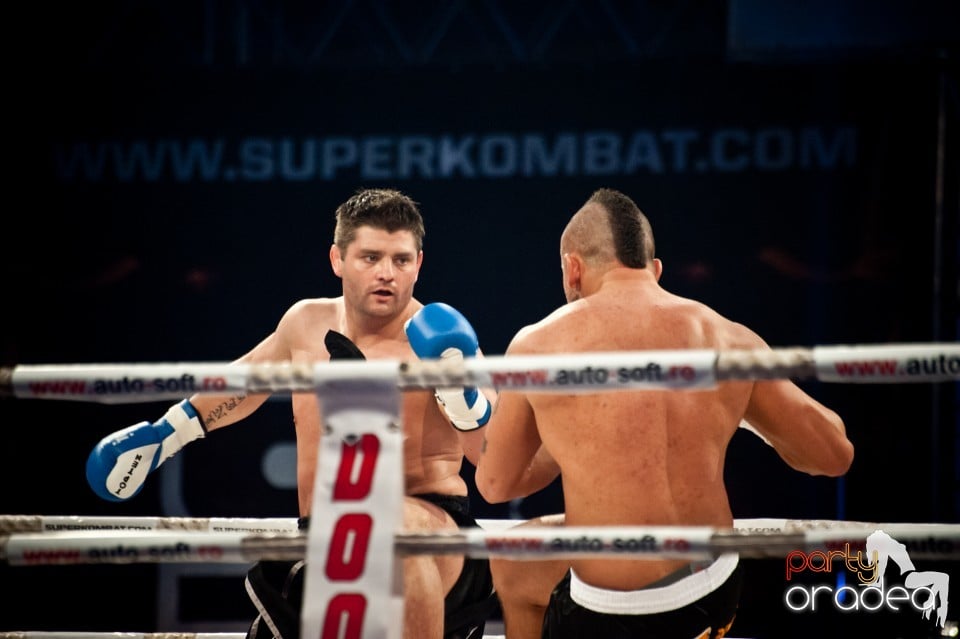 Super Kombat, Arena Antonio Alexe