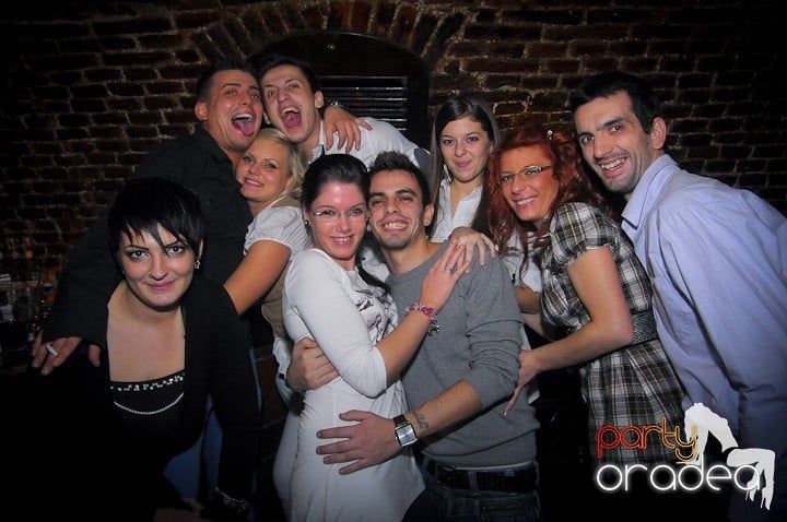 Super Party în Club Escape, 