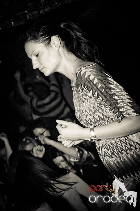 Super Party în Club Escape, 