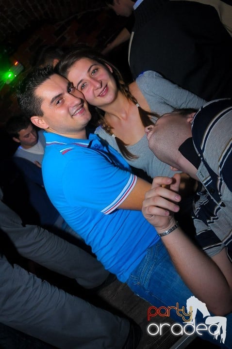 Super Party în Club Escape, 