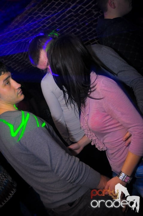 Super Party în Club Escape, 