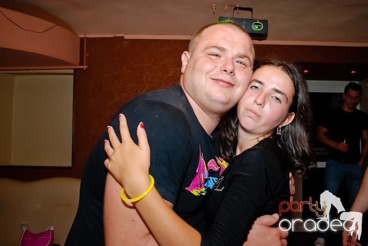 Super Party în Club Seven, 