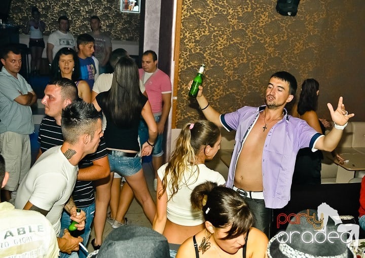Super petercere în Rio Club, 