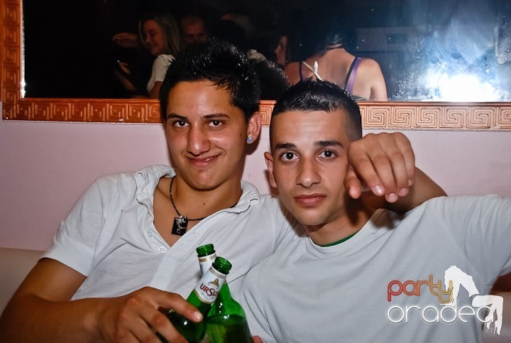 Super petercere în Rio Club, 