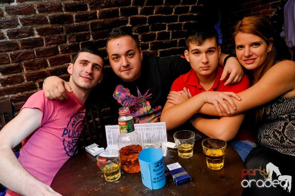 Surviviors' Night în Club Escape,