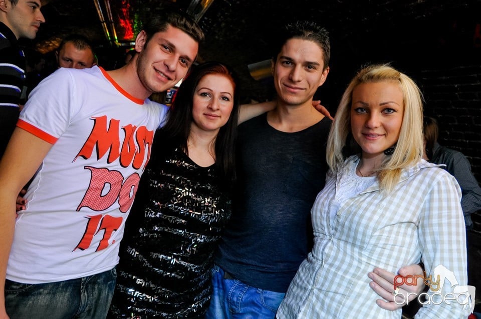 Surviviors' Night în Club Escape,