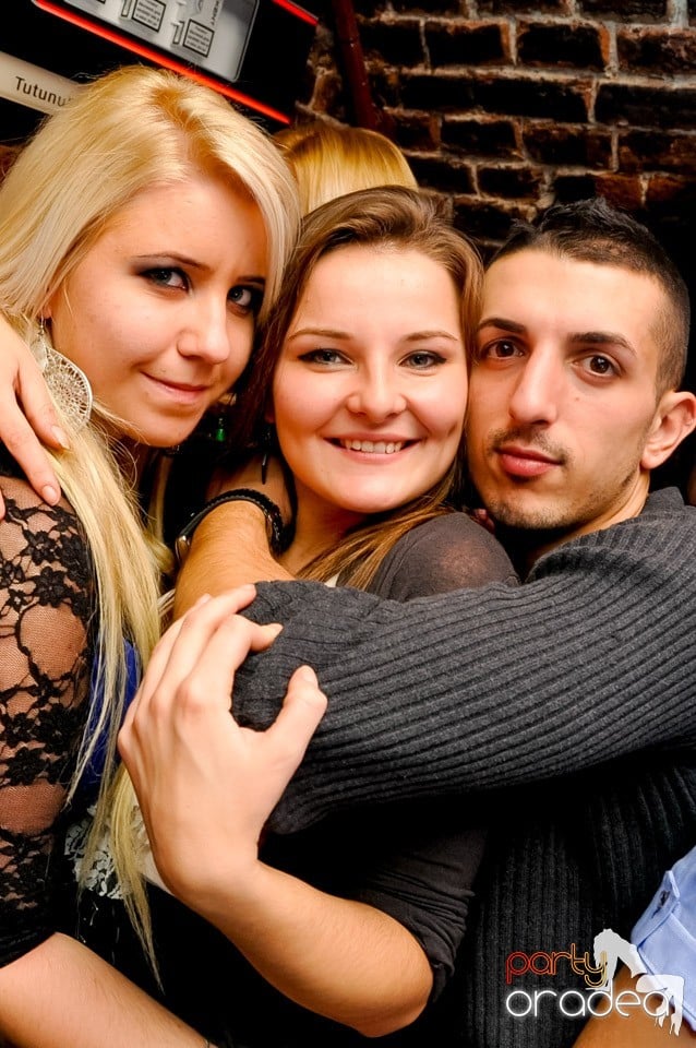 Surviviors' Night în Club Escape,