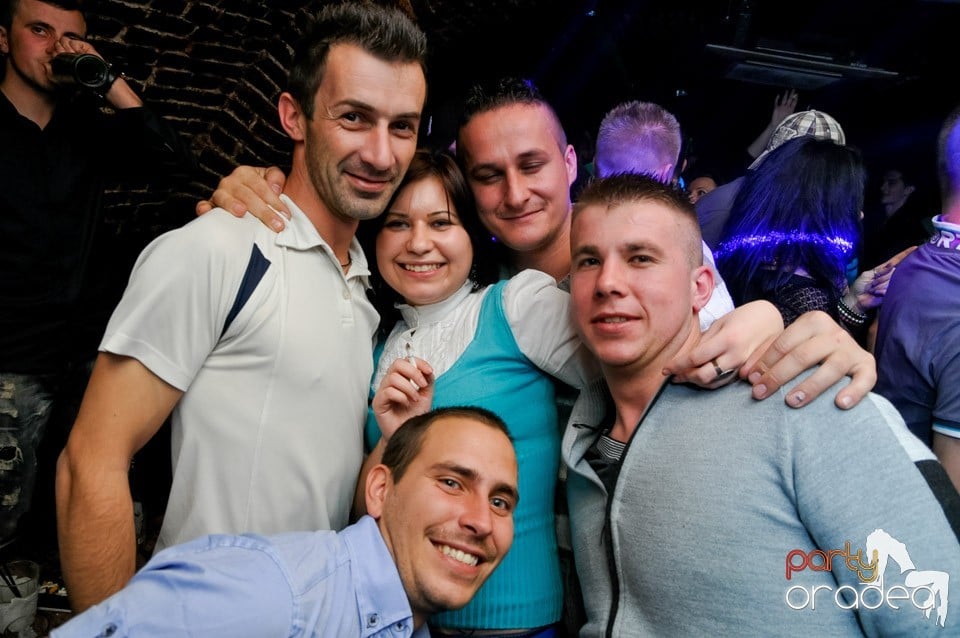 Surviviors' Night în Club Escape,