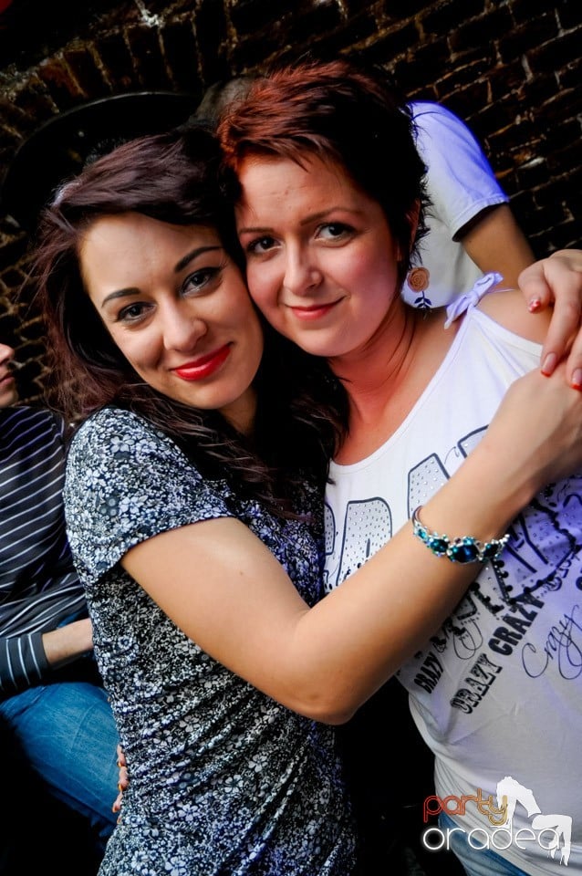 Surviviors' Night în Club Escape,