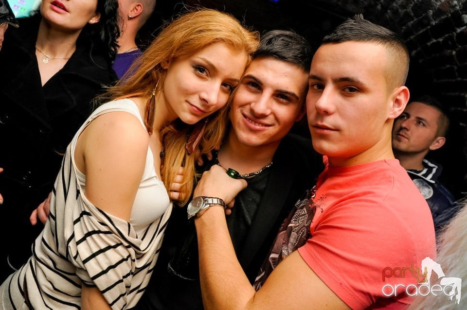 Surviviors' Night în Club Escape,