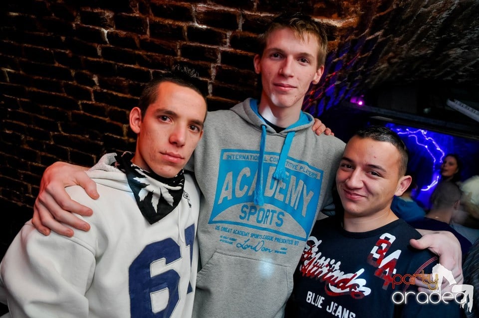Surviviors' Night în Club Escape,